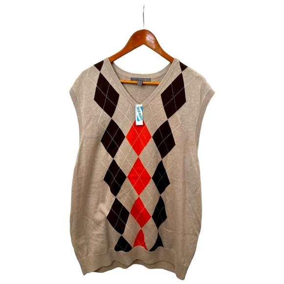 Old Navy Other - NWT. Old Navy argyle sweater vest size 2 XL.☑️